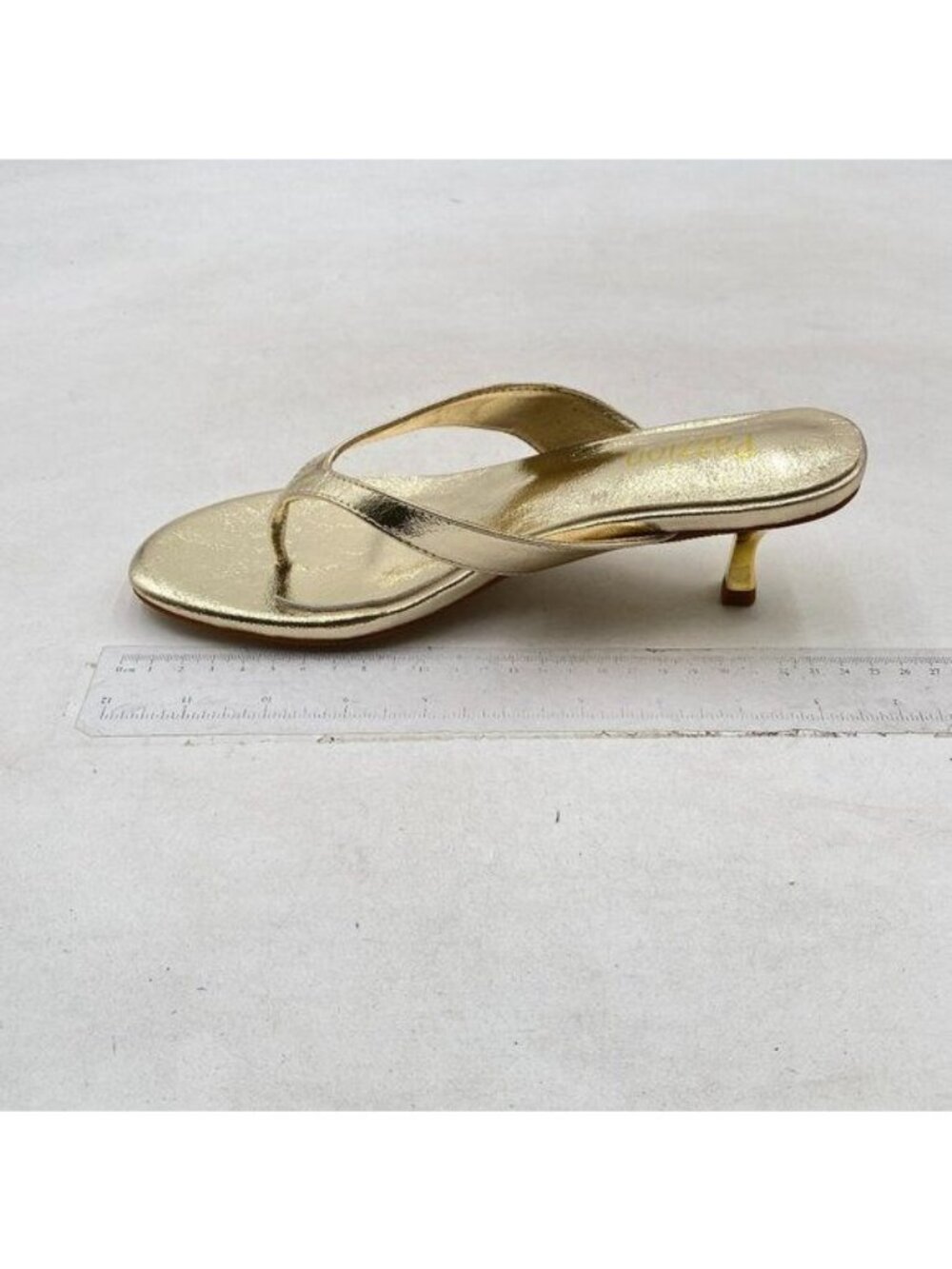 Pazzion Gold Open Toe Kitten Heels Flip Flops Slip On Thong Sandals Party Shoes